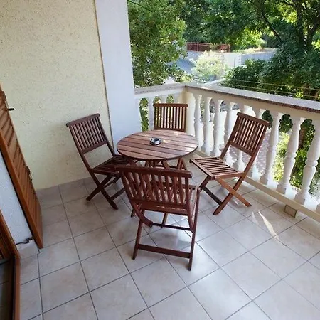 Apartment One-bedroom With Terrace In 3542-4 Povile
