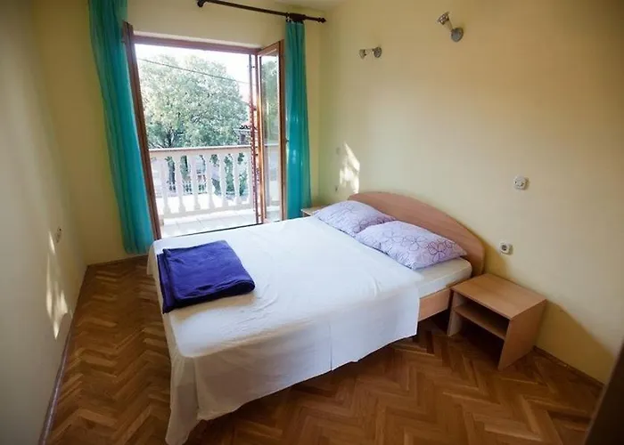 One-bedroom With Terrace In 3542-4 * بوفايل