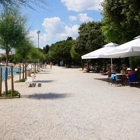 One-bedroom With Terrace In 3542-4 Apartman *